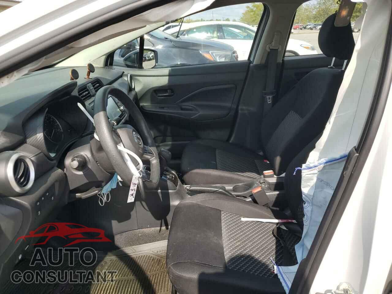 NISSAN VERSA 2021 - 3N1CN8DV4ML811153
