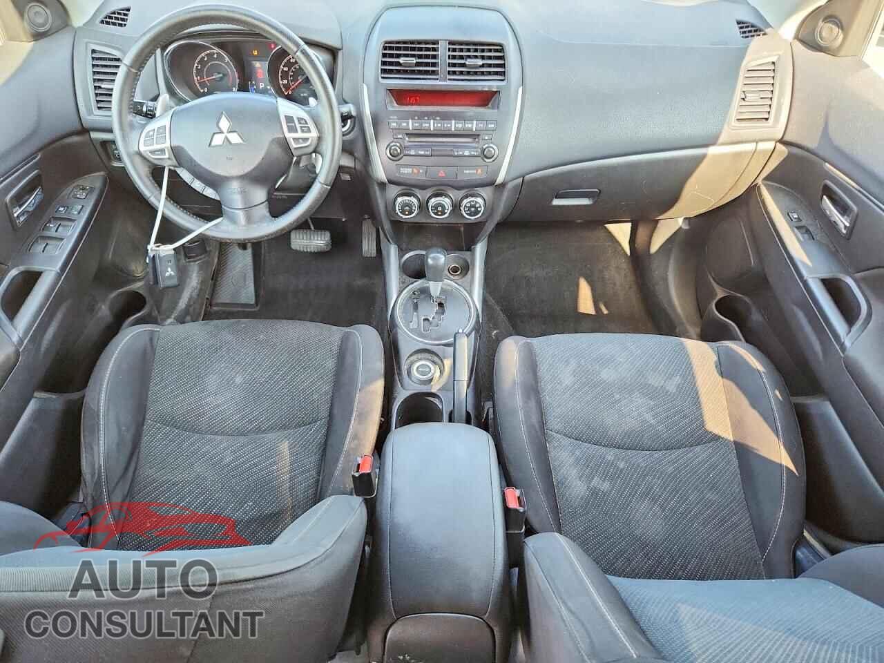 MITSUBISHI OUTLANDER 2013 - 4A4AR4AU0DE007762