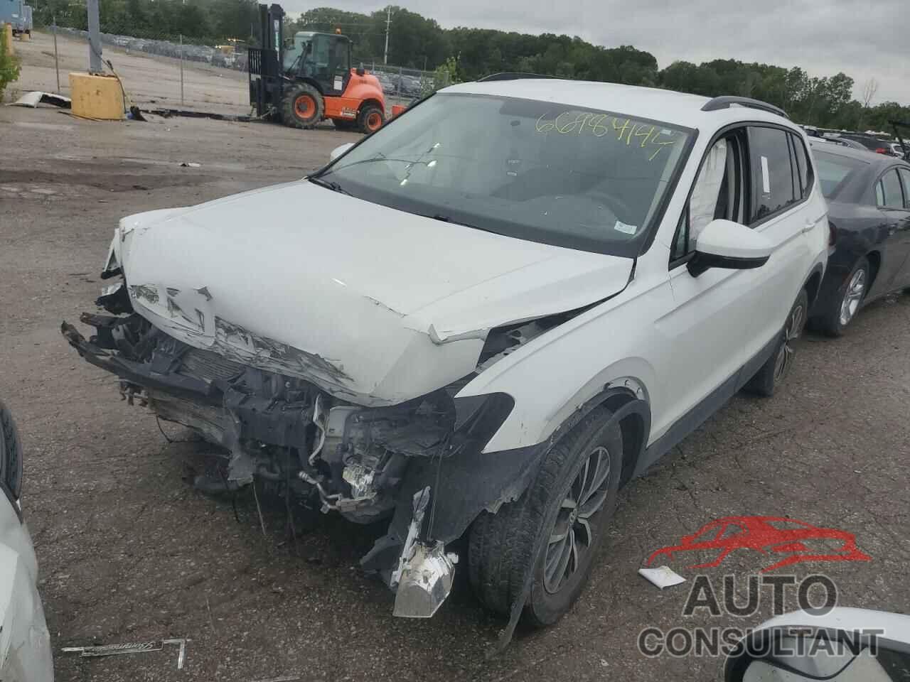 VOLKSWAGEN TIGUAN 2021 - 3VV1B7AX4MM038547