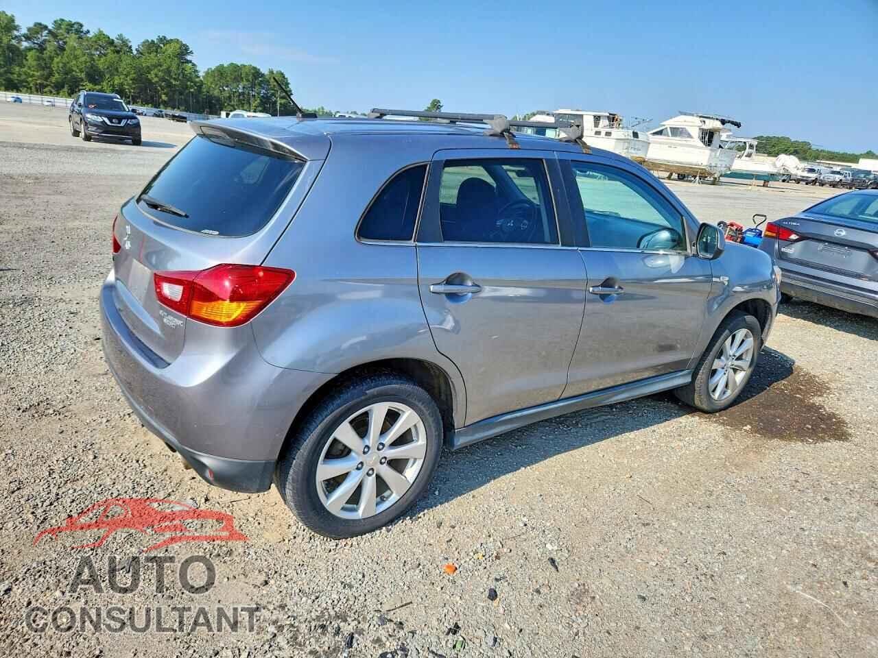 MITSUBISHI OUTLANDER 2013 - 4A4AR4AU0DE007762
