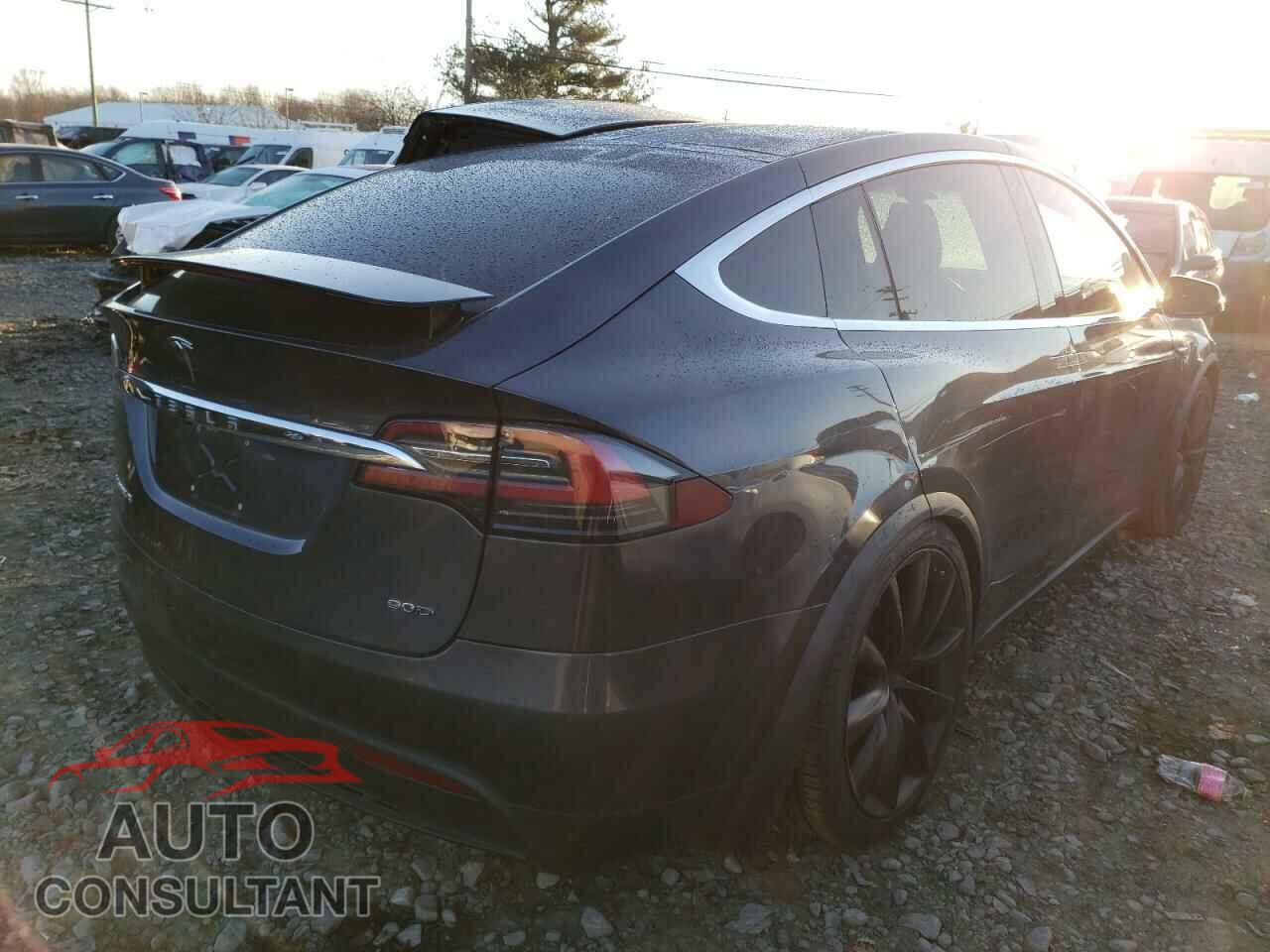 TESLA MODEL X 2016 - 5YJXCAE29GF006512
