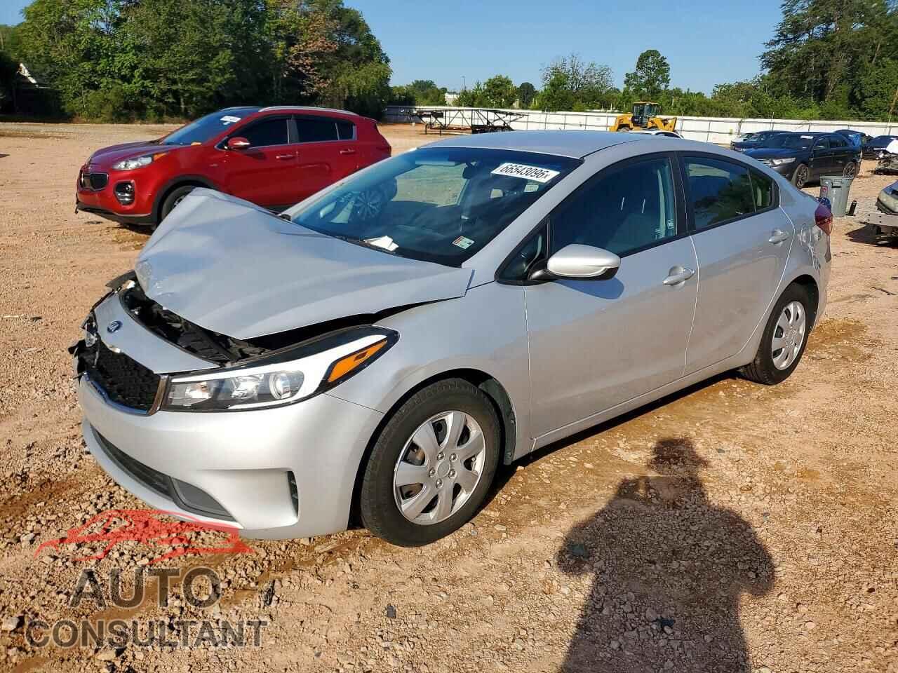 KIA FORTE 2017 - 3KPFK4A78HE096499