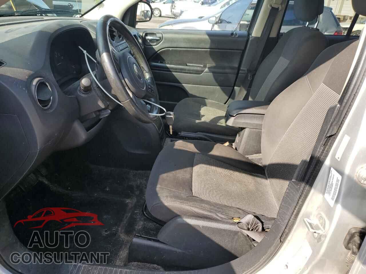 JEEP COMPASS 2011 - 1J4NF1FB6BD231851