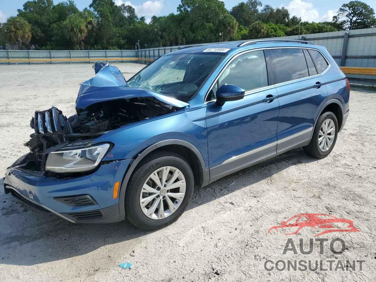 VOLKSWAGEN TIGUAN 2018 - 3VV3B7AX6JM055161