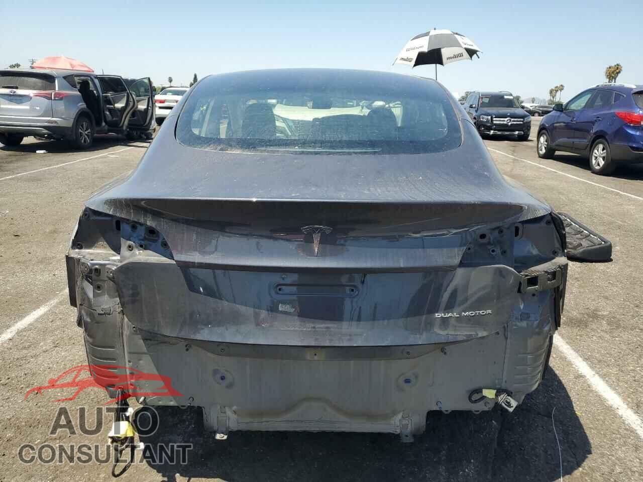 TESLA MODEL 3 2022 - 5YJ3E1EB4NF172698