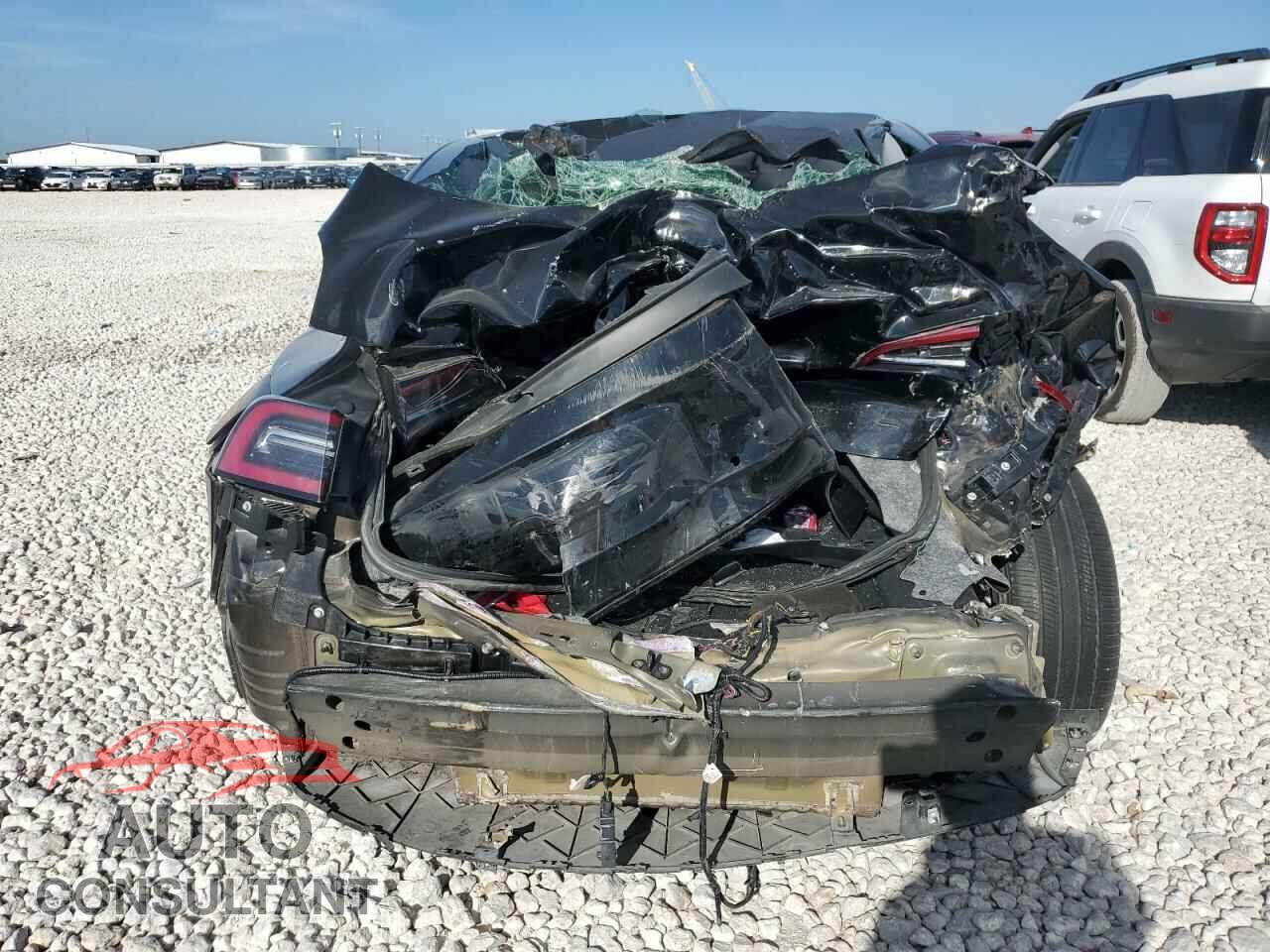 TESLA MODEL 3 2018 - 5YJ3E1EA9JF172830