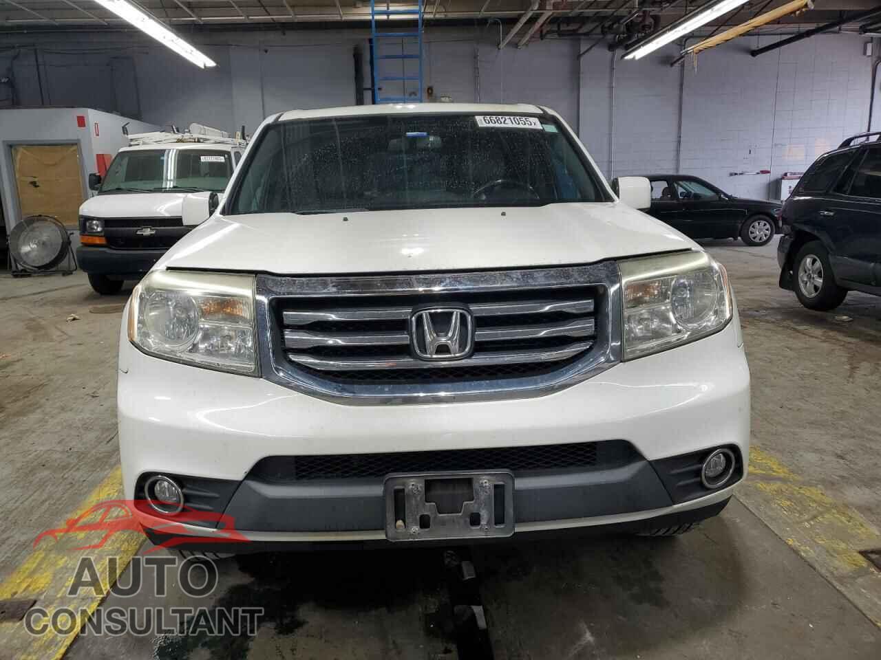 HONDA PILOT 2013 - 5FNYF4H55DB046858