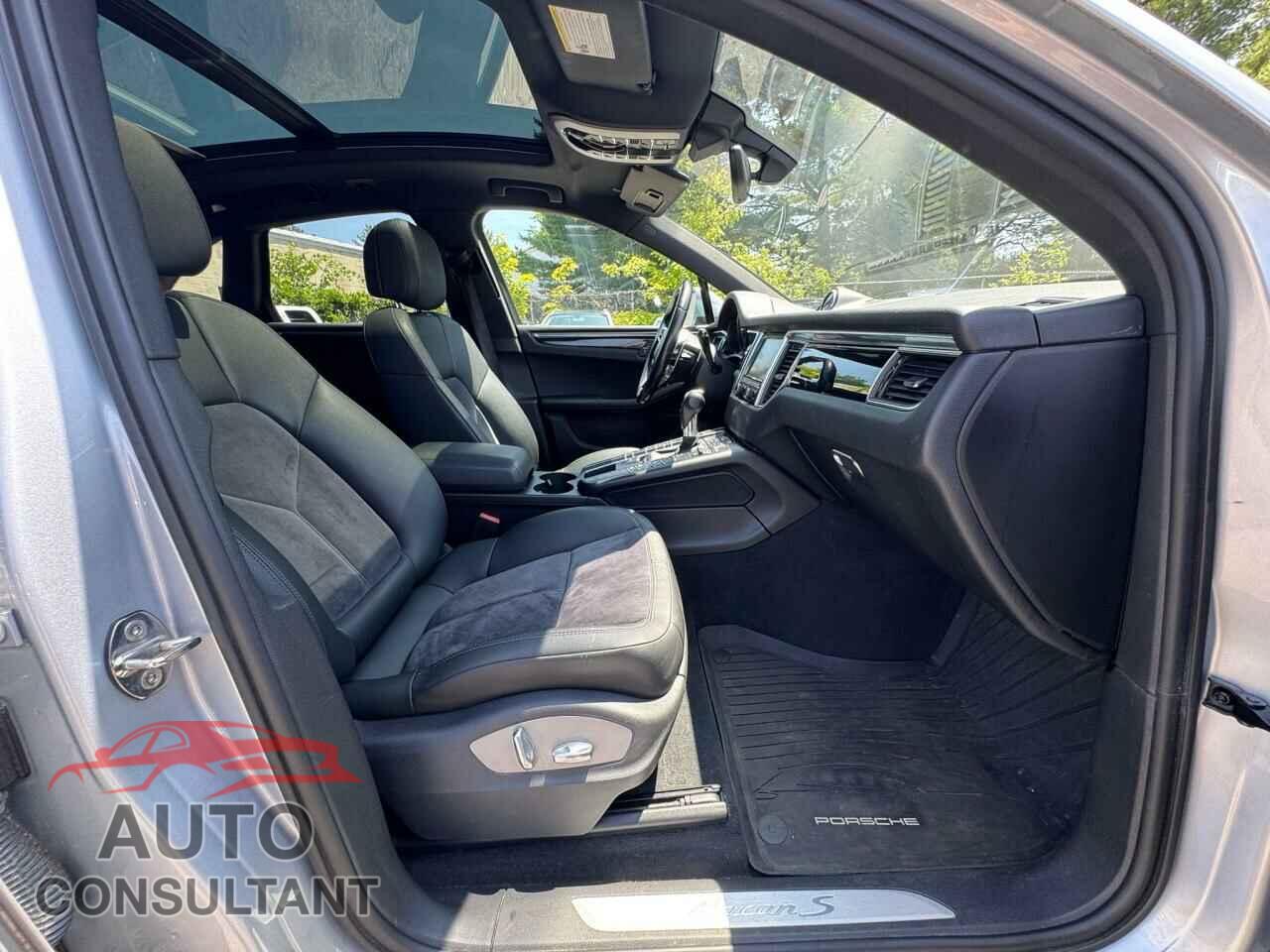 PORSCHE MACAN 2015 - WP1AB2A55FLB58828