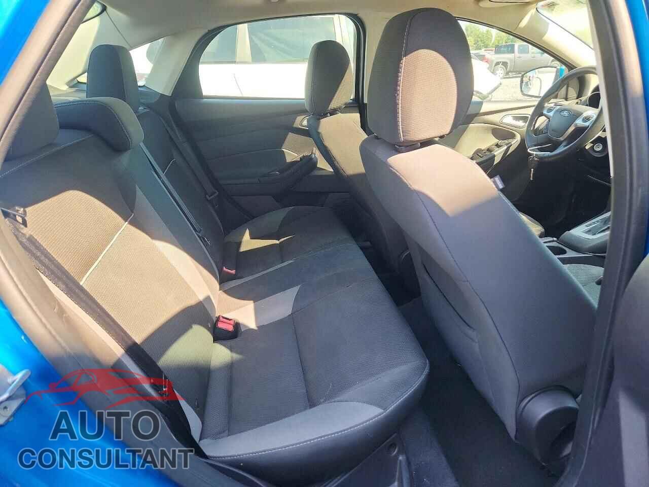 FORD FOCUS 2014 - 1FADP3F25EL105247