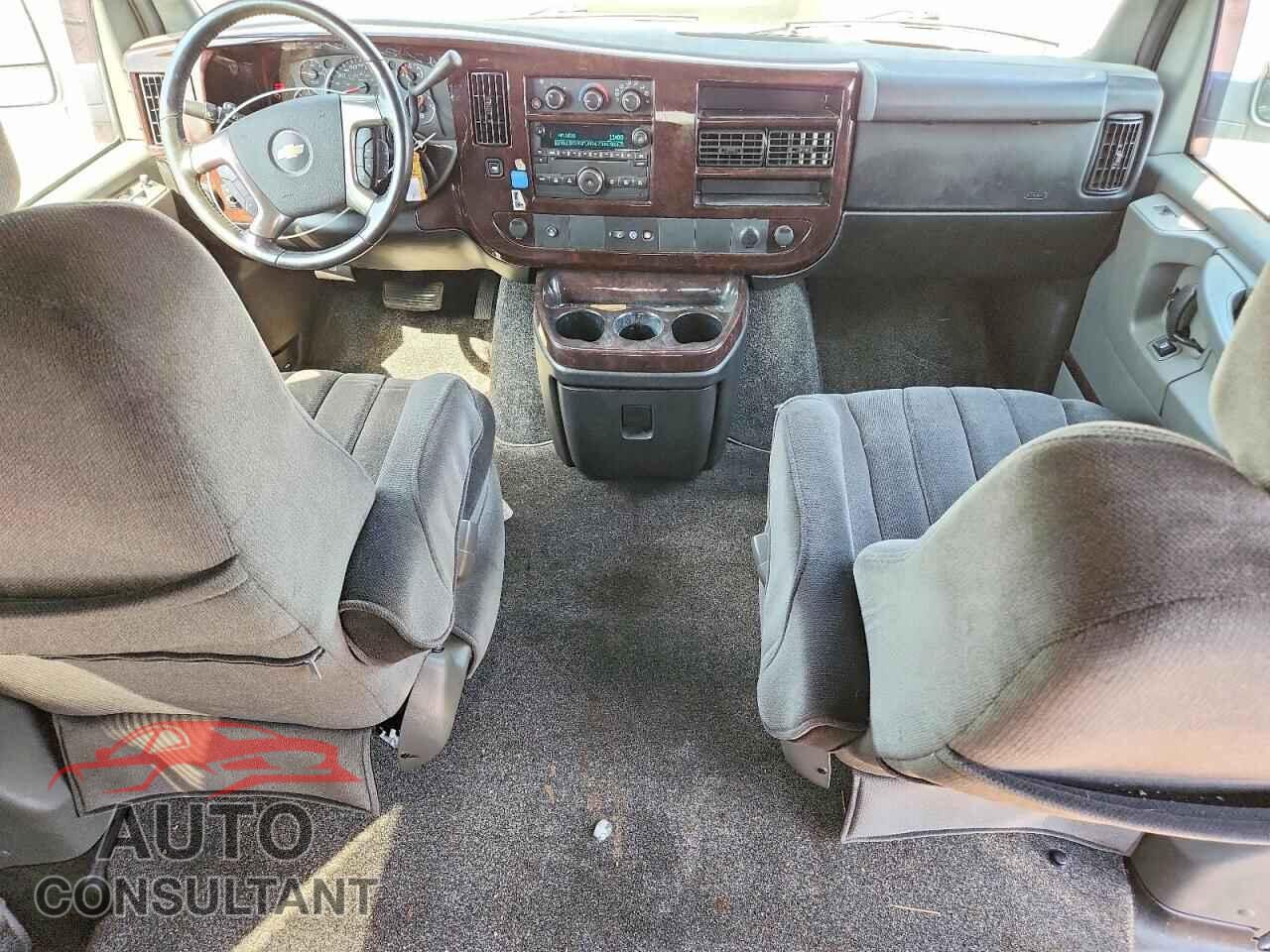 CHEVROLET EXPRESS 2012 - 1GBSGDC47C1107009