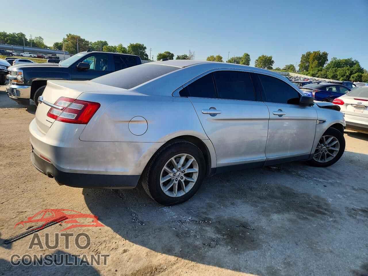 FORD TAURUS 2015 - 1FAHP2D8XFG119545