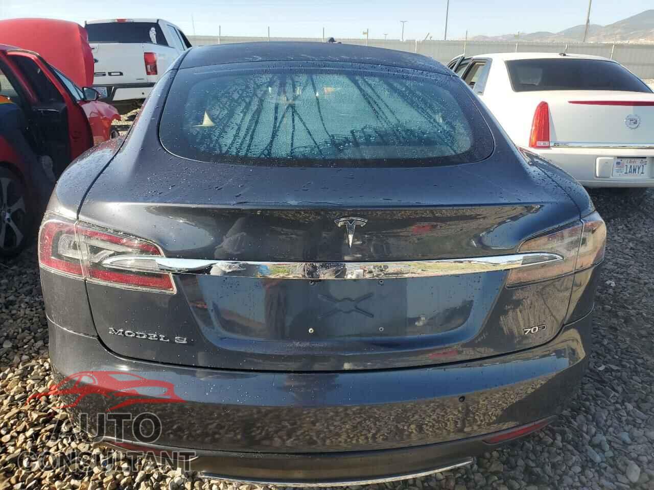 TESLA MODEL S 2015 - 5YJSA1S27FF094270