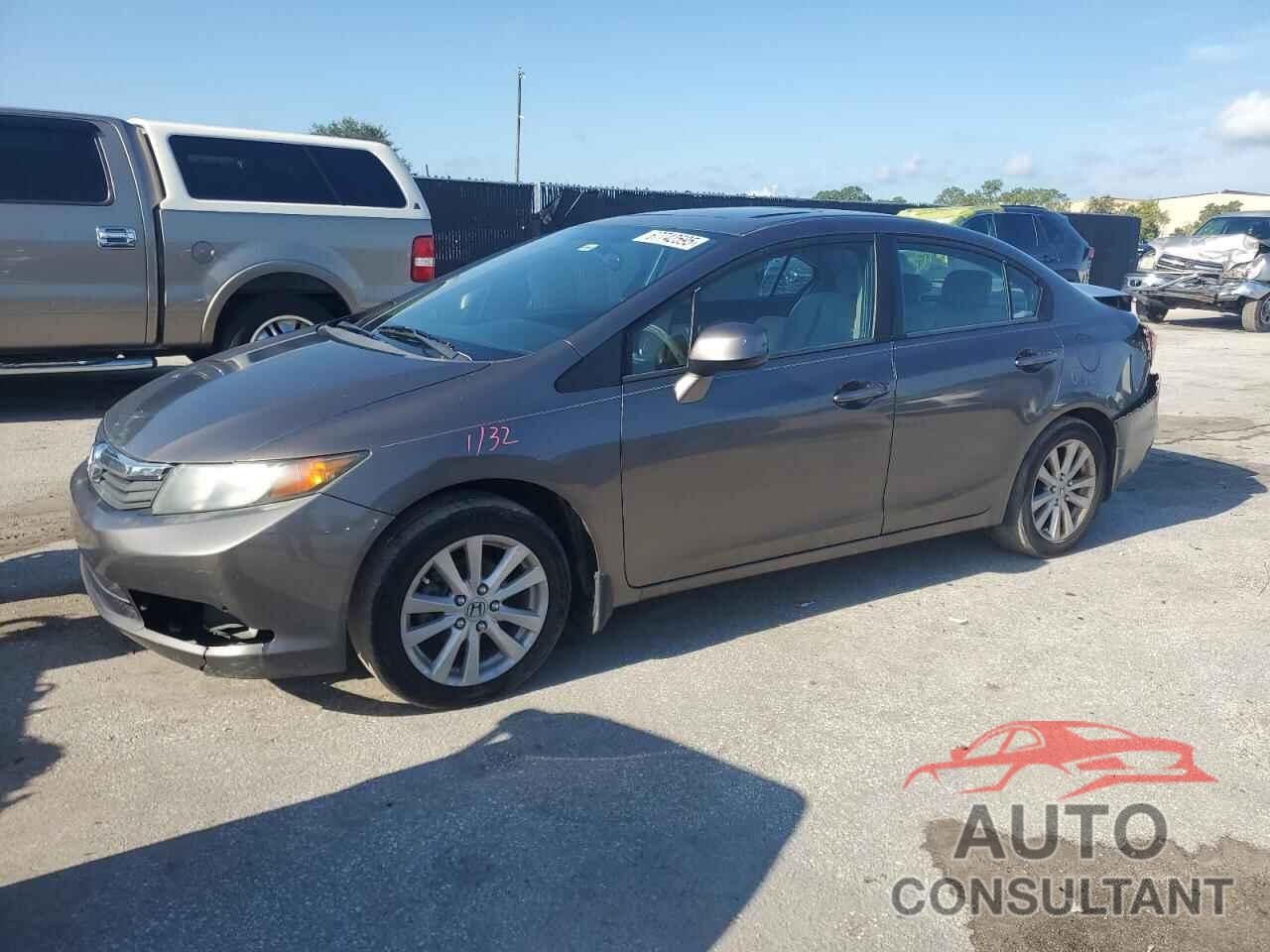 HONDA CIVIC 2012 - 19XFB2F88CE103899