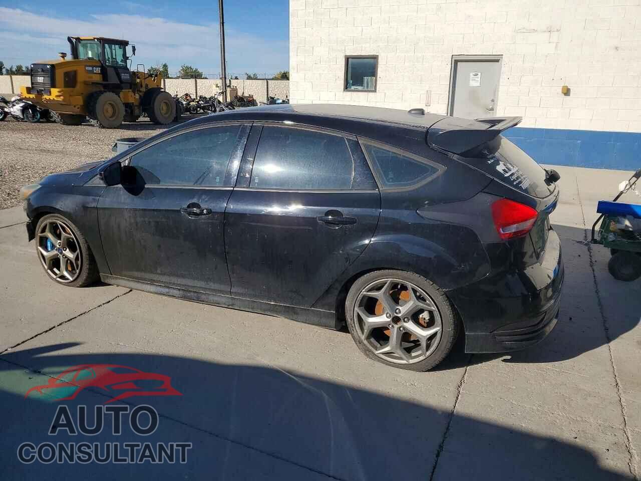FORD FOCUS 2016 - 1FADP3L94GL391404