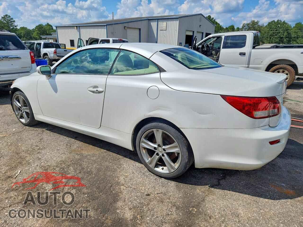 LEXUS IS 2012 - JTHFF2C26C2524147