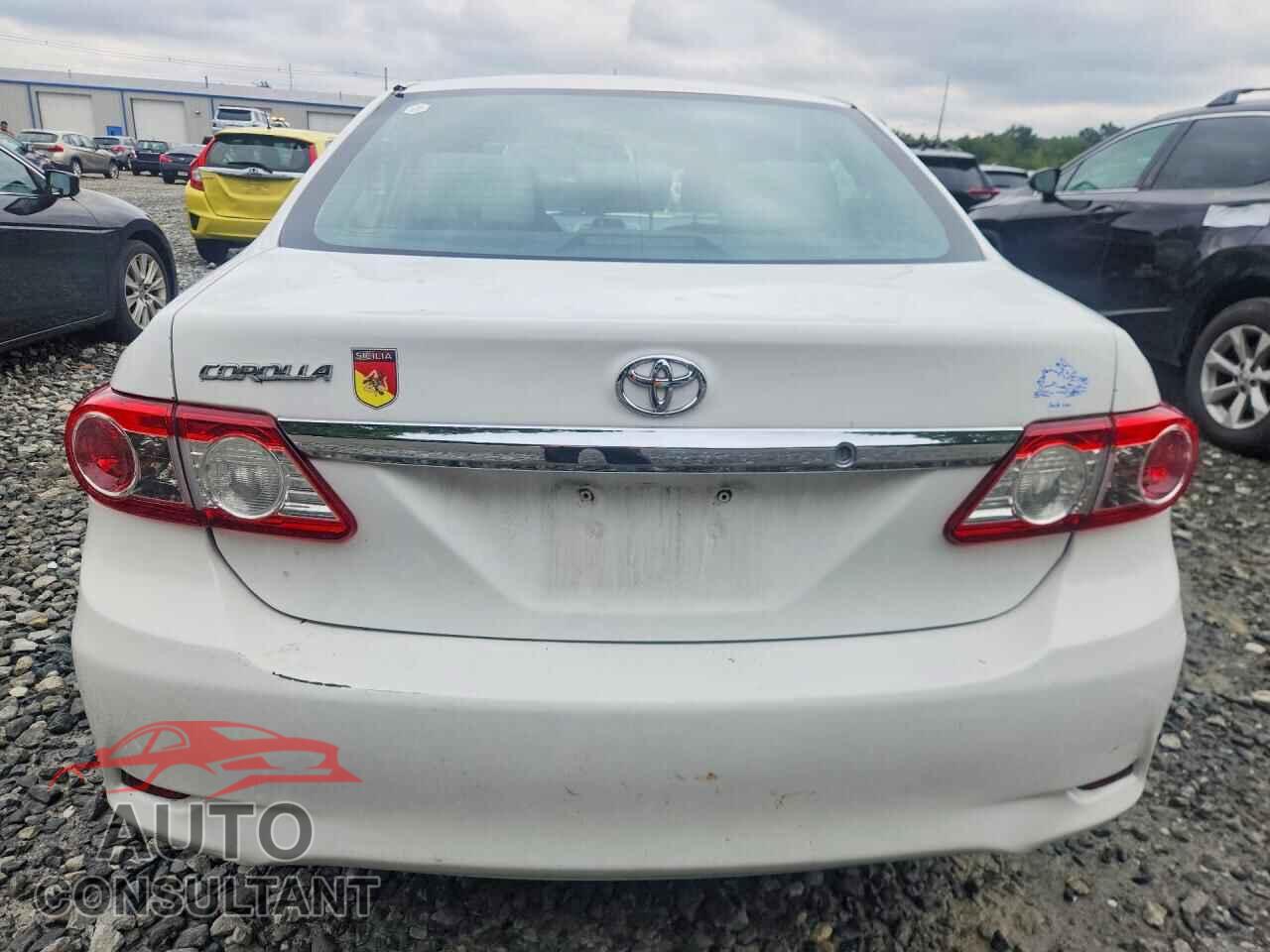 TOYOTA COROLLA 2012 - 2T1BU4EE9CC899296