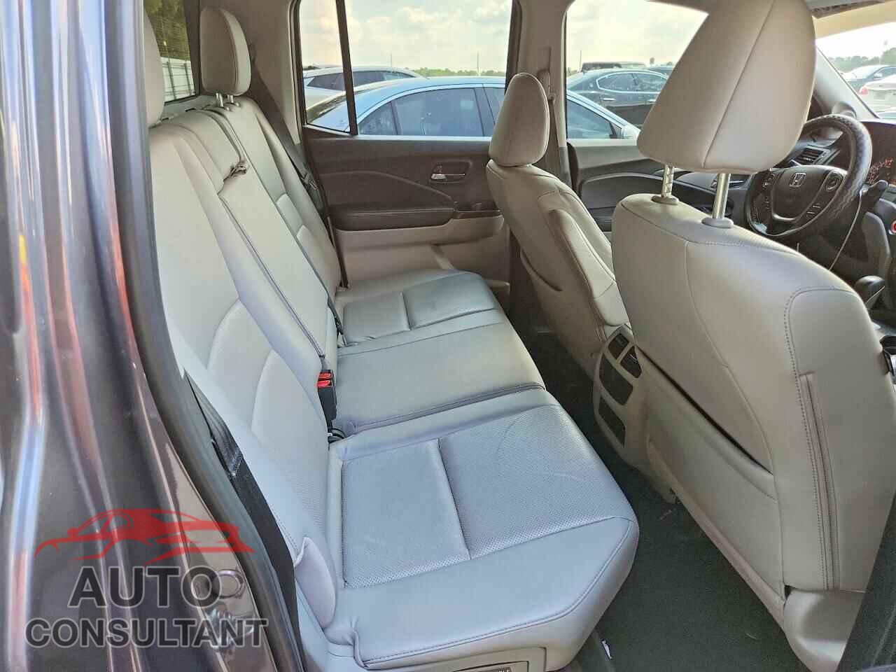 HONDA RIDGELINE 2017 - 5FPYK3F53HB008728
