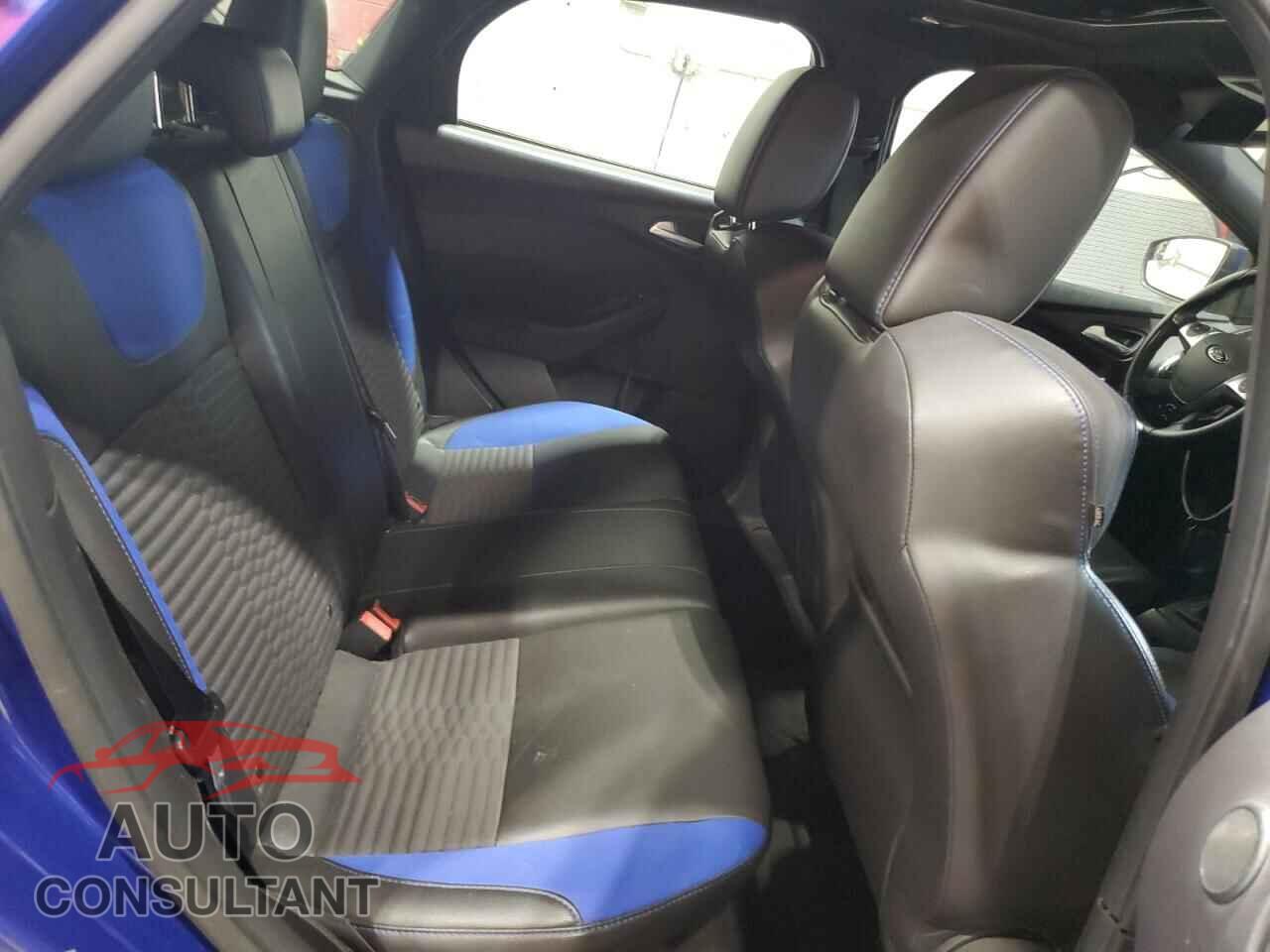 FORD FOCUS 2013 - 1FADP3L99DL127414