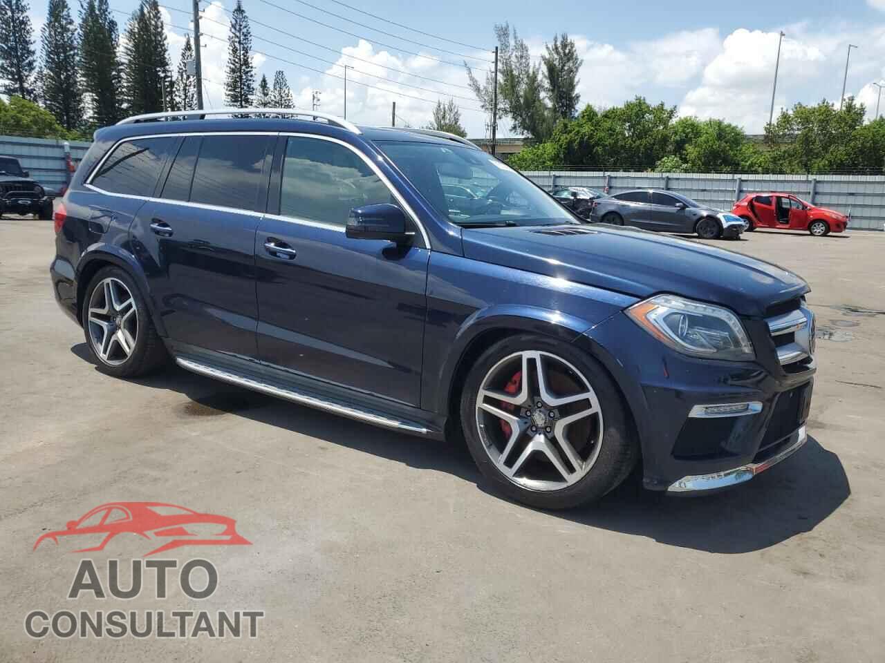MERCEDES-BENZ GL-CLASS 2015 - 4JGDF7DEXFA451448