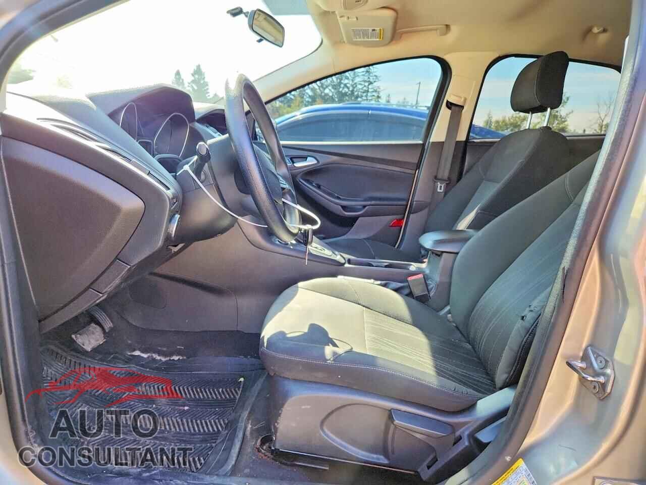 FORD FOCUS 2015 - 1FADP3F2XFL320253