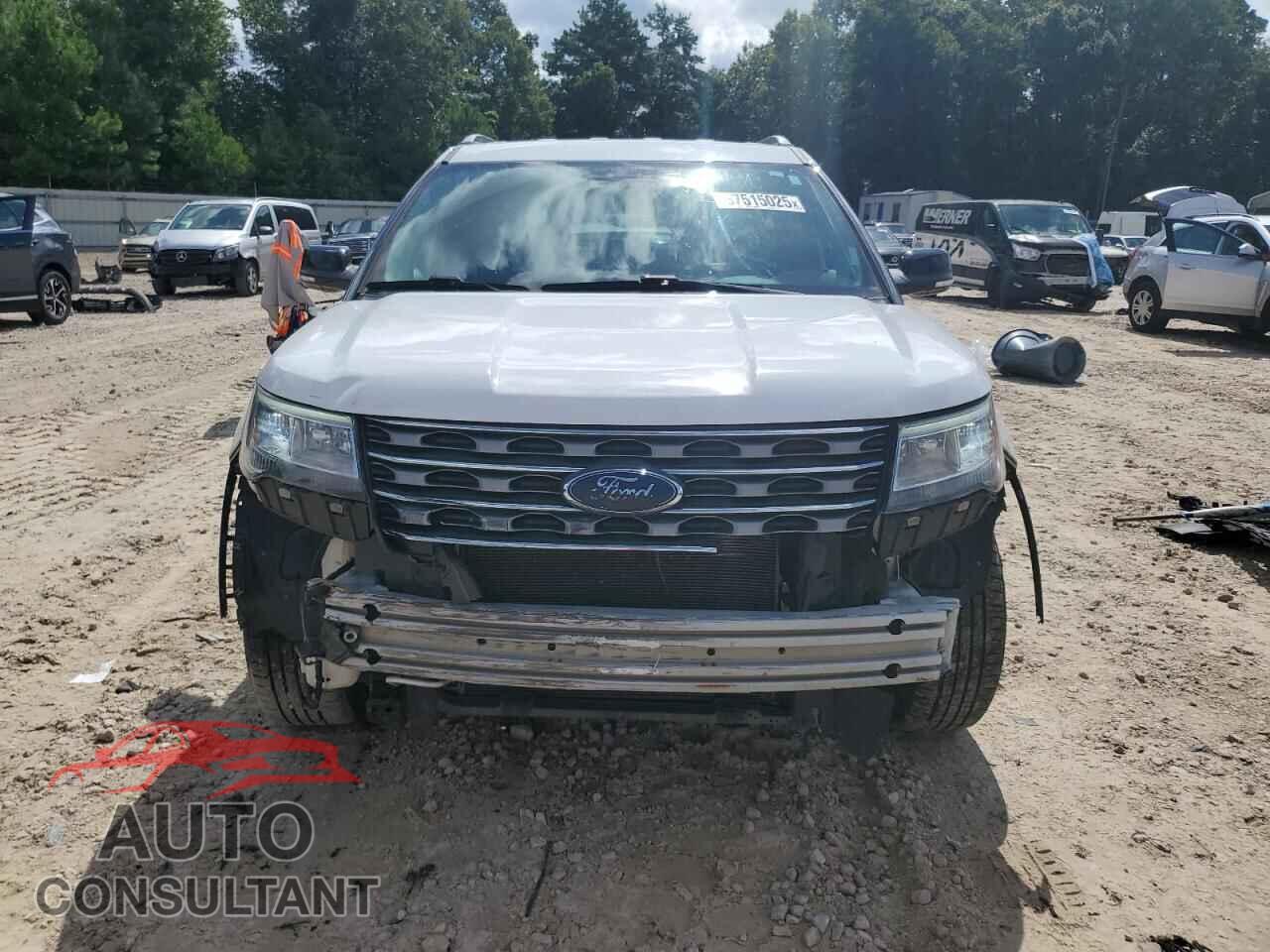 FORD EXPLORER 2017 - 1FM5K8D81HGD05620