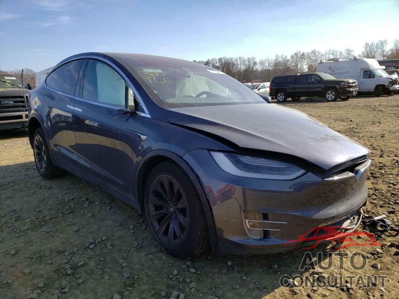 TESLA MODEL X 2018 - 5YJXCBE20JF138572