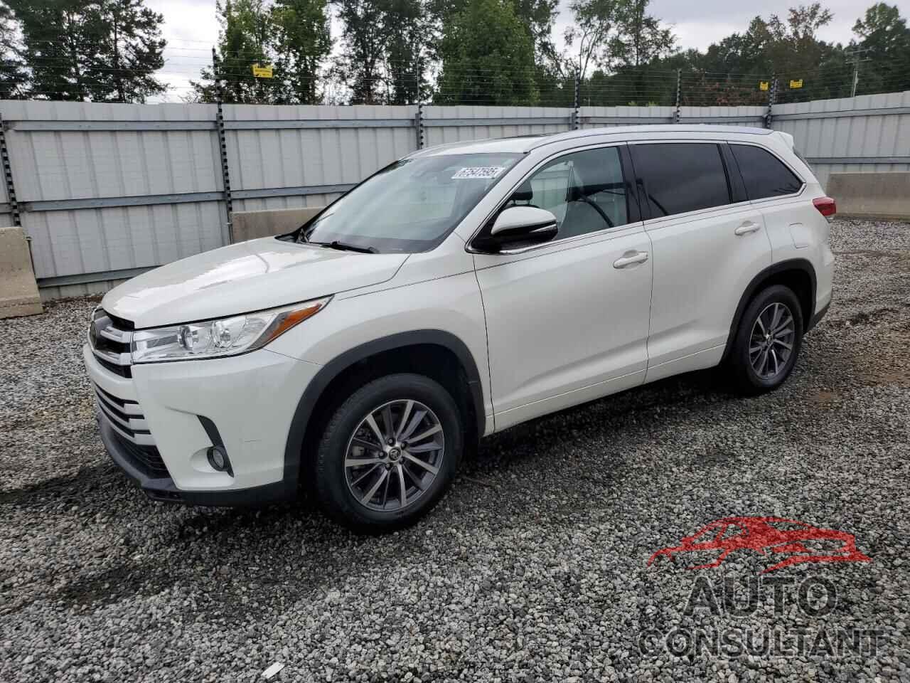 TOYOTA HIGHLANDER 2018 - 5TDJZRFH4JS523886