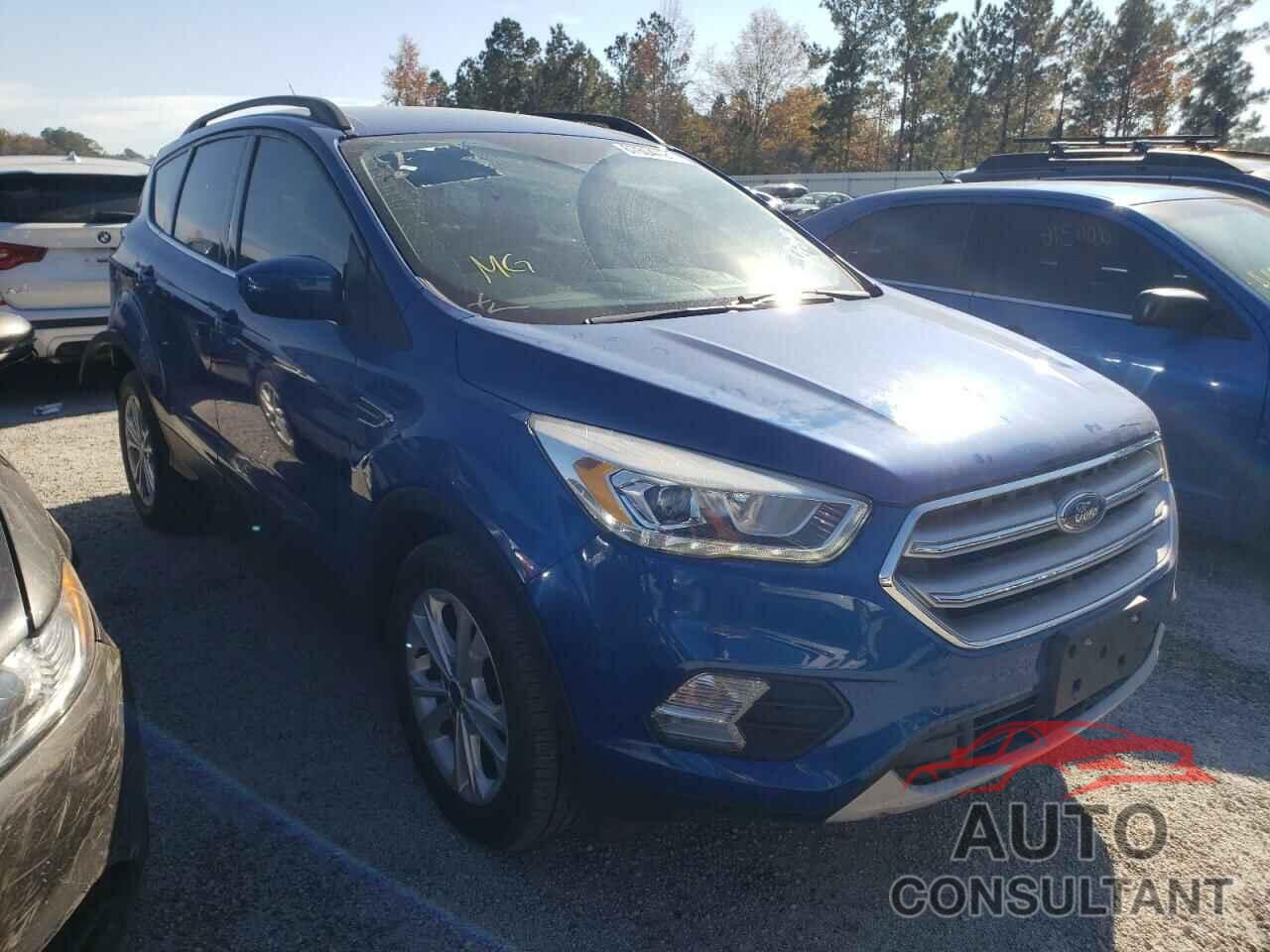 FORD ESCAPE 2017 - 1FMCU0GD5HUC44690