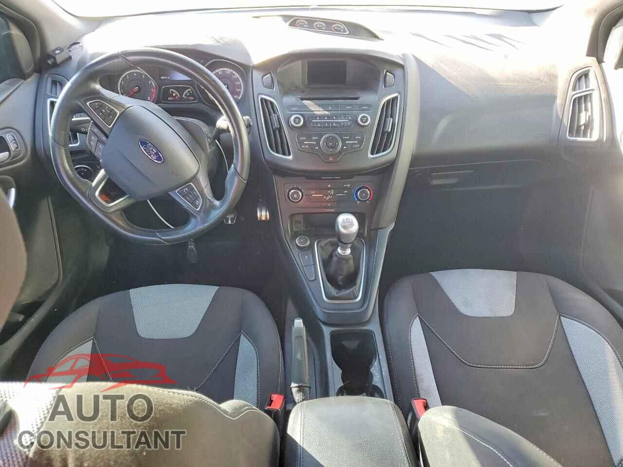 FORD FOCUS 2016 - 1FADP3L94GL391404