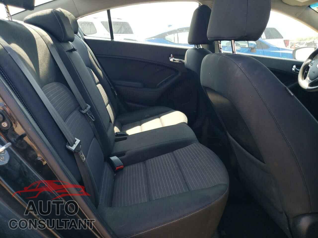 KIA FORTE 2016 - KNAFX4A68G5579362