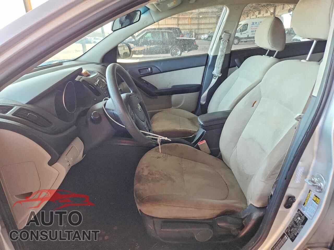 KIA FORTE 2011 - KNAFU4A25B5379991