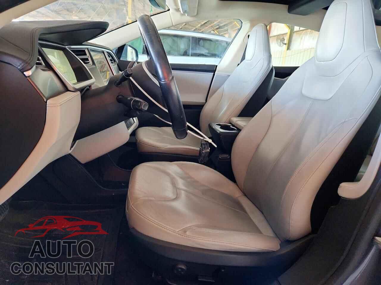 TESLA MODEL S 2013 - 5YJSA1CNXDFP27222
