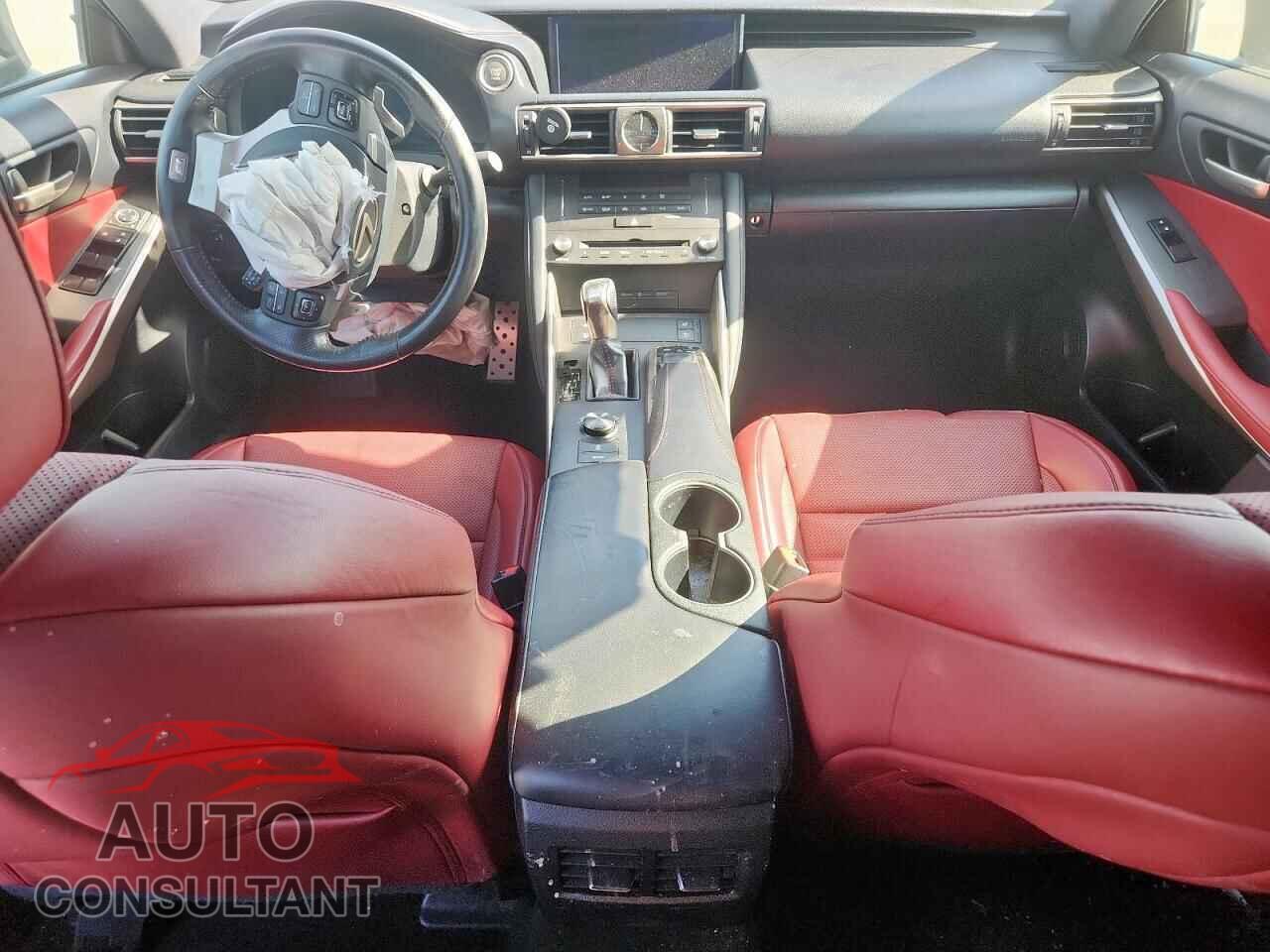 LEXUS IS 2019 - JTHBA1D2XK5086509
