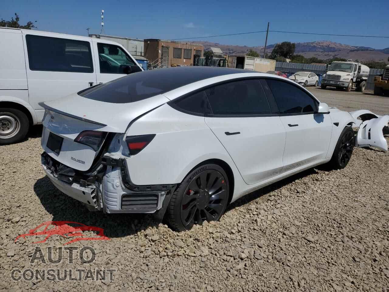 TESLA MODEL 3 2023 - 5YJ3E1EC0PF494539