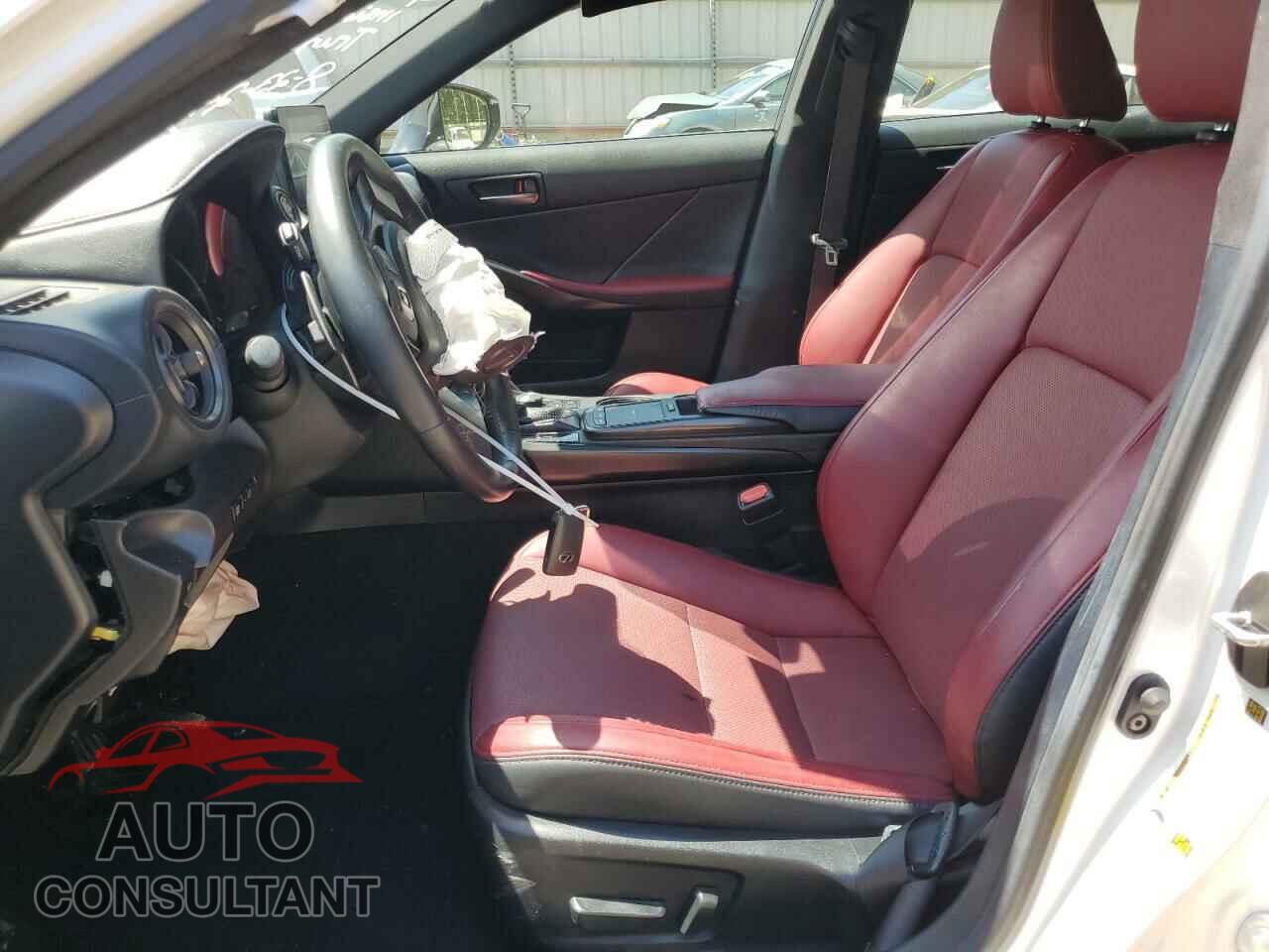 LEXUS IS 2023 - JTHCA1D28P5123374