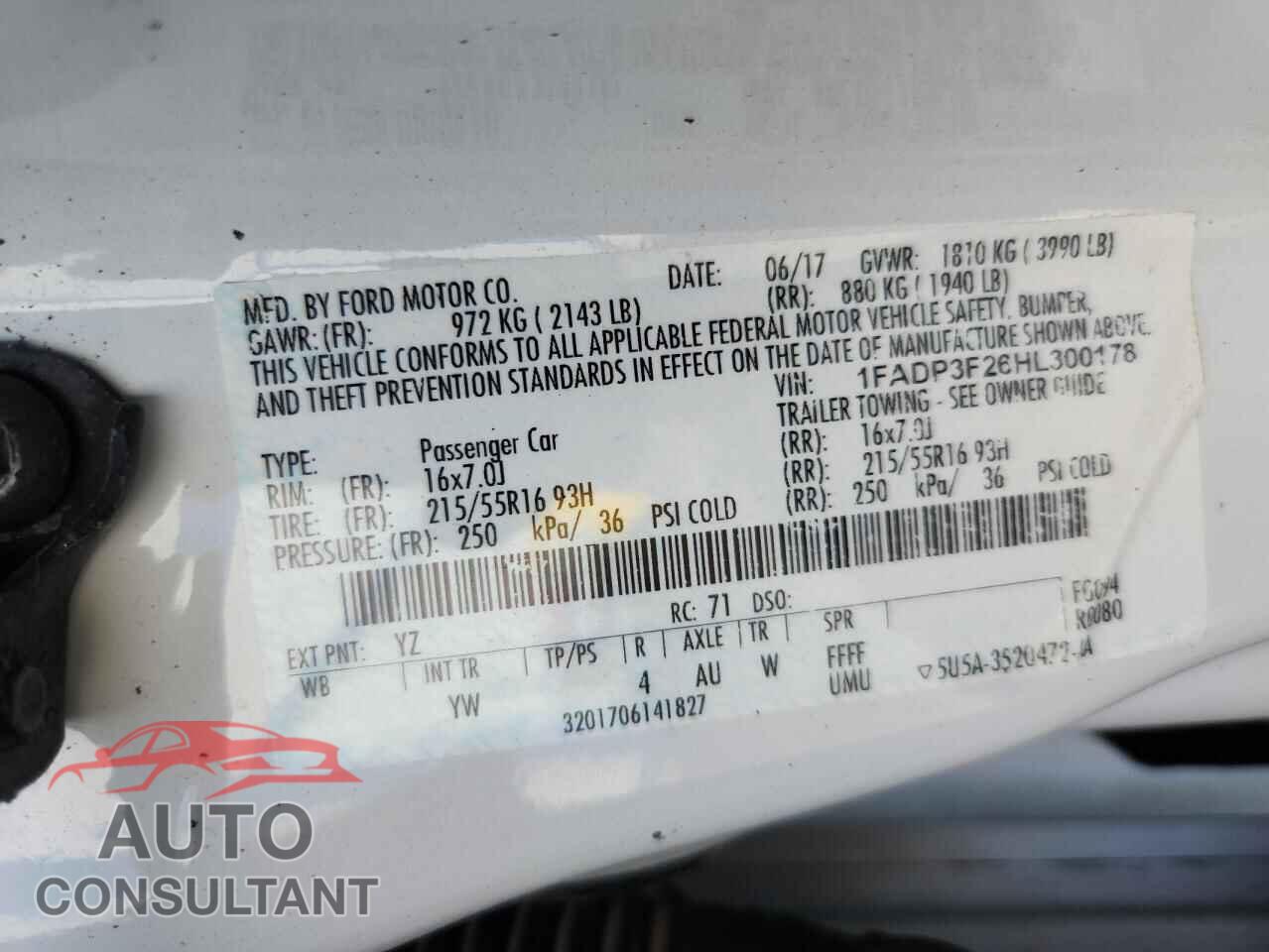 FORD FOCUS 2017 - 1FADP3F26HL300178