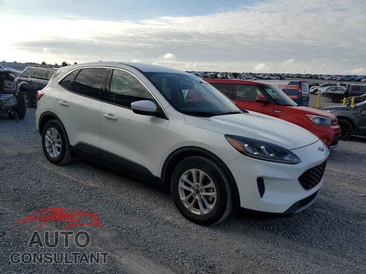 FORD ESCAPE 2020 - 1FMCU0G69LUA29226