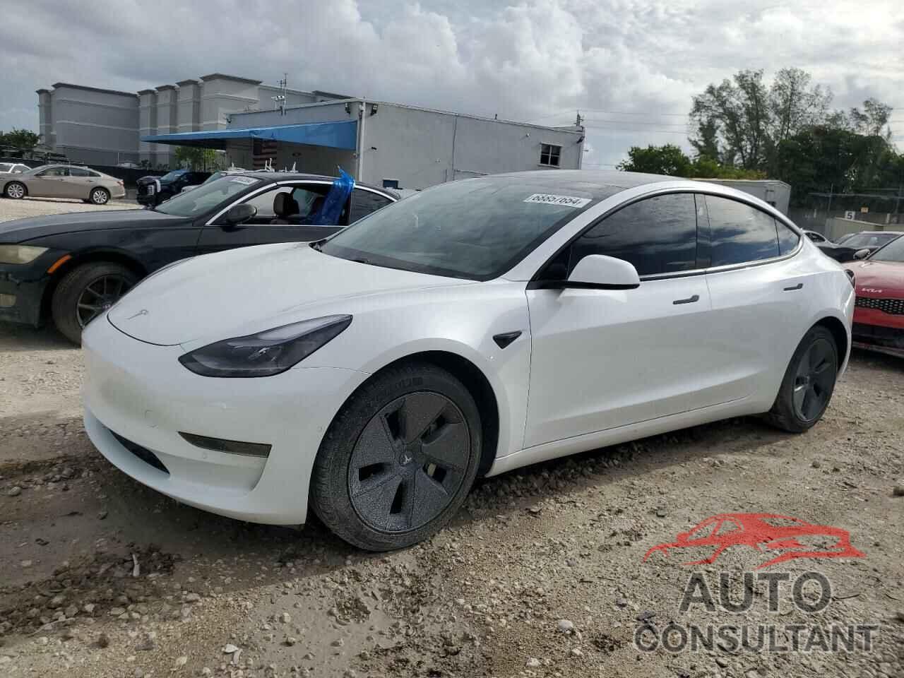 TESLA MODEL 3 2021 - 5YJ3E1EA5MF978183