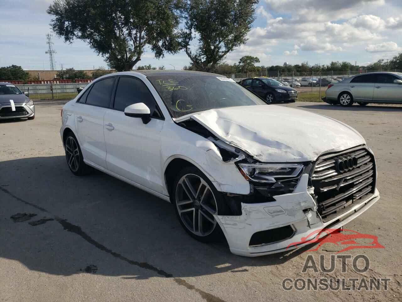 AUDI A3 2017 - WAUAUGFF5H1058475