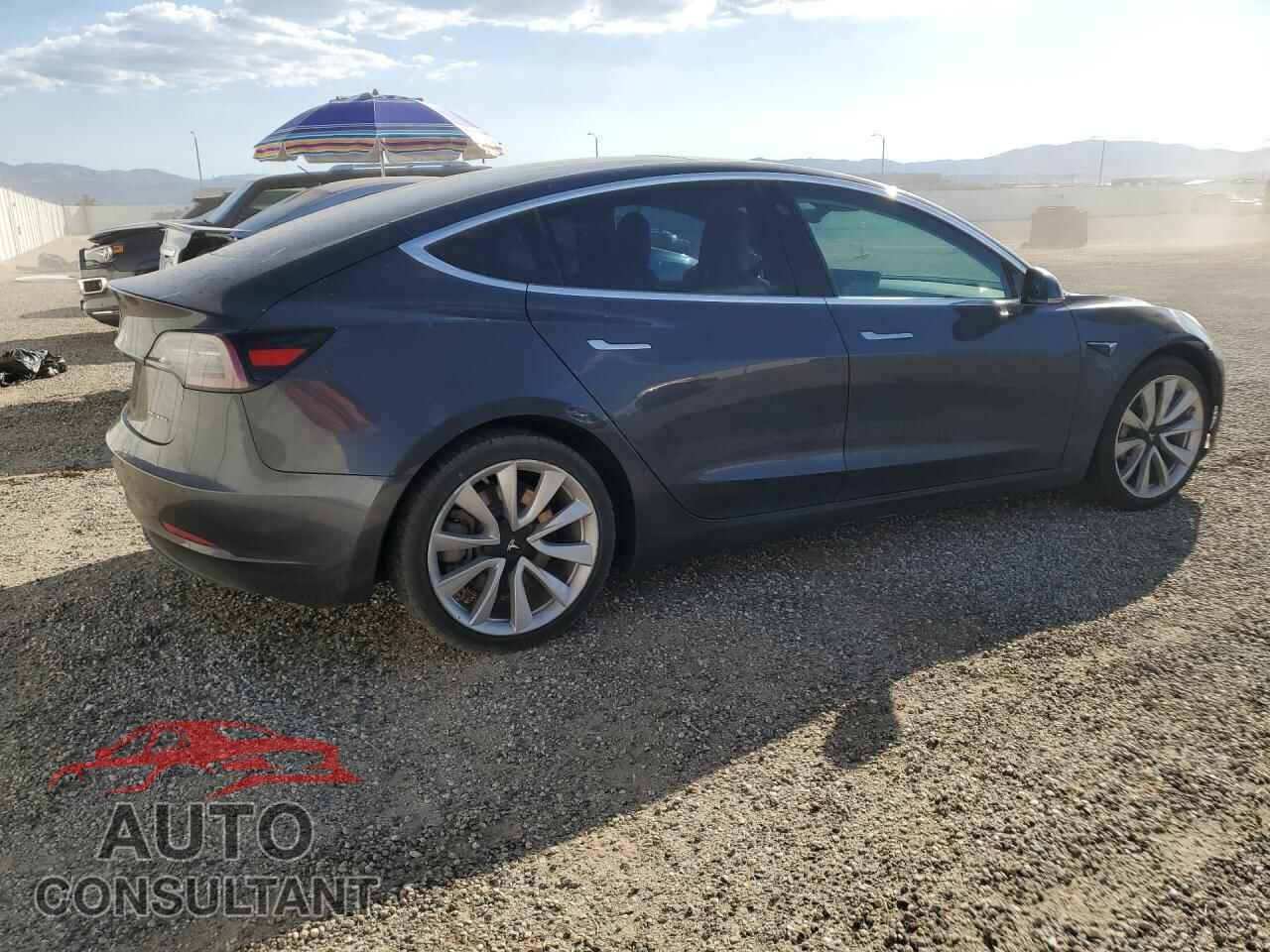 TESLA MODEL 3 2018 - 5YJ3E1EB0JF111343