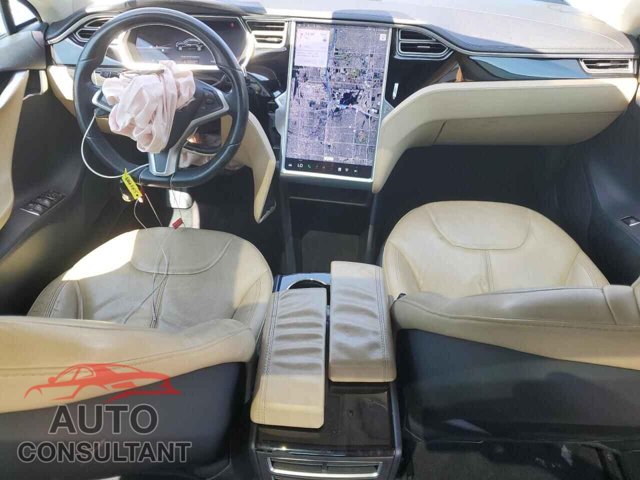 TESLA MODEL S 2013 - 5YJSA1CG5DFP20776