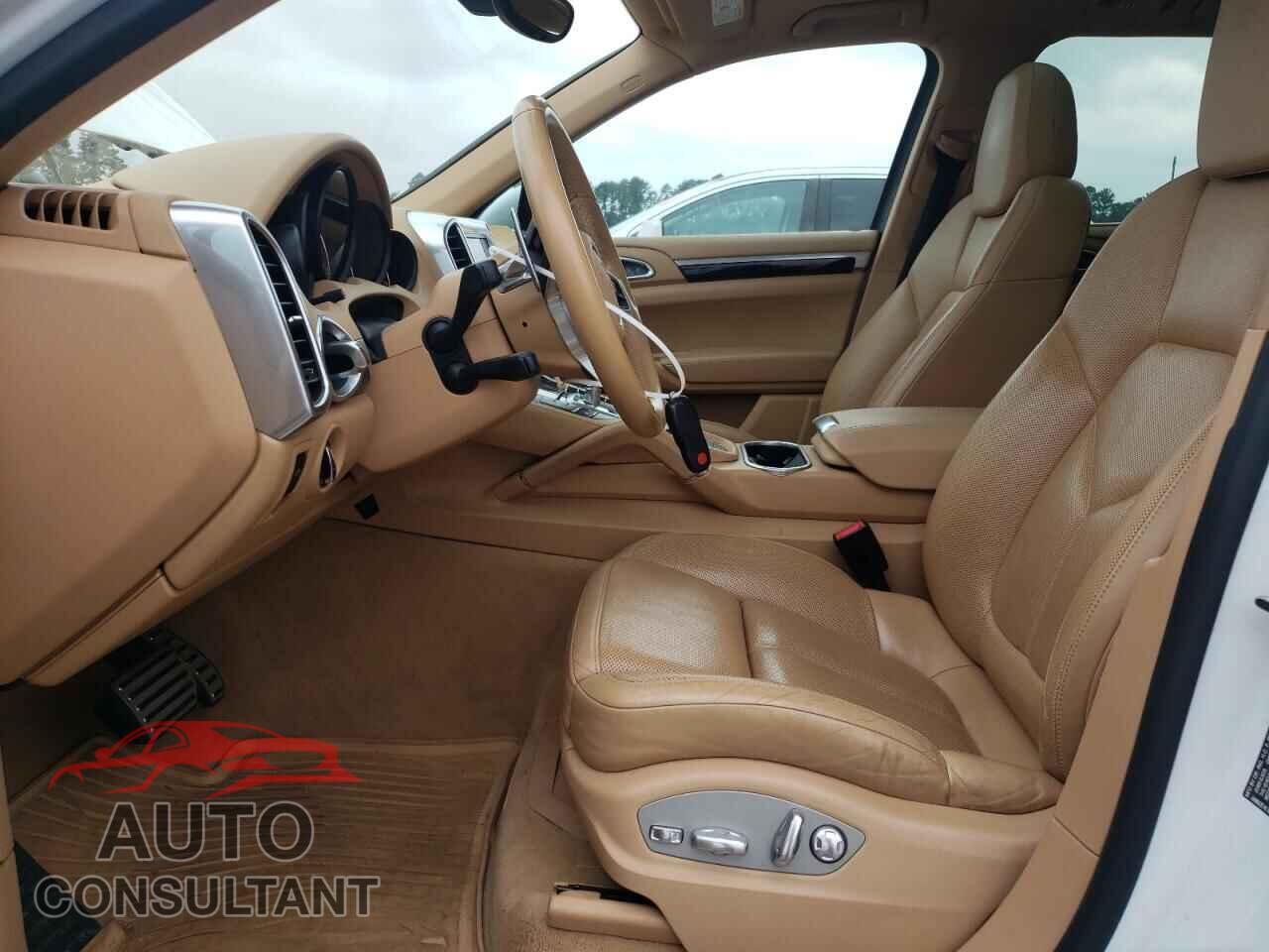 PORSCHE CAYENNE 2017 - WP1AB2A26HLA52025