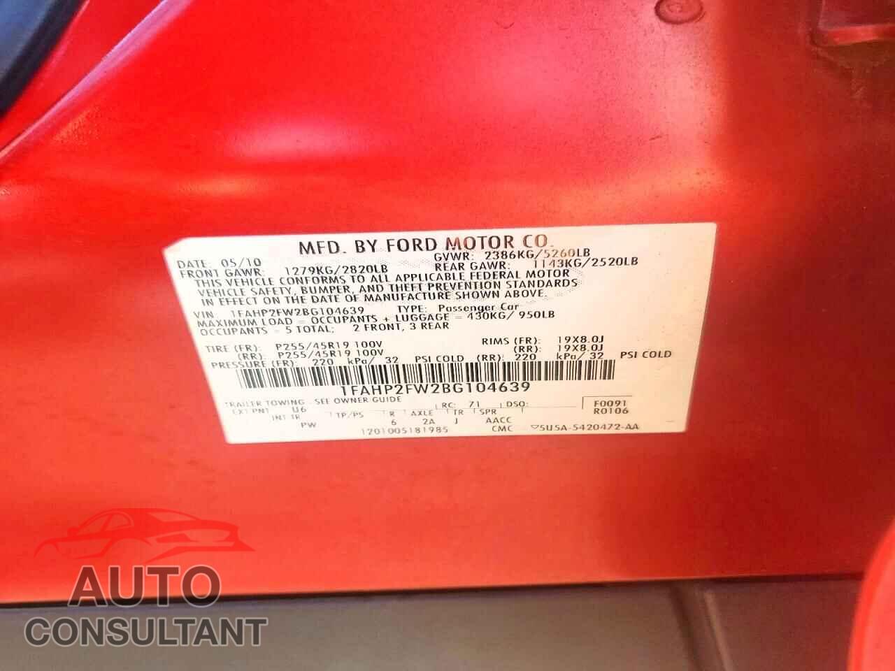 FORD TAURUS 2011 - 1FAHP2FW2BG104639