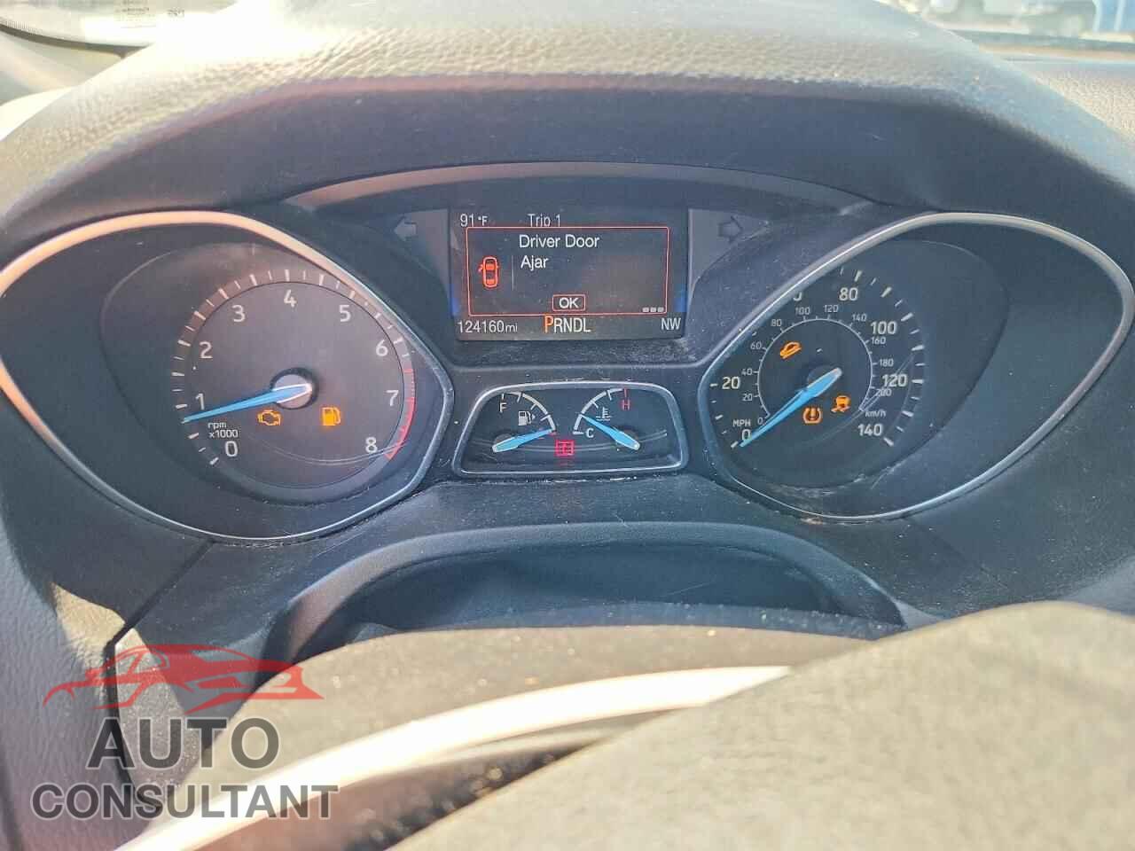 FORD FOCUS 2018 - 1FADP3F25JL220537