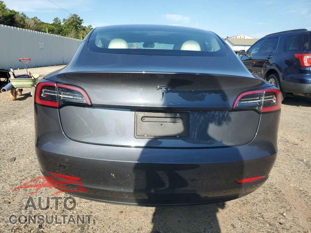 TESLA MODEL 3 2023 - 5YJ3E1EA4PF383460