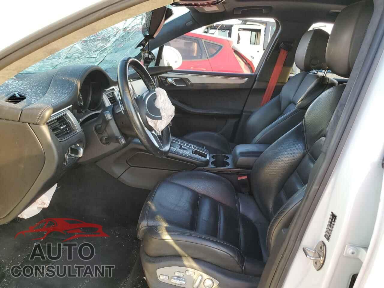PORSCHE MACAN 2016 - WP1AF2A55GLB94959