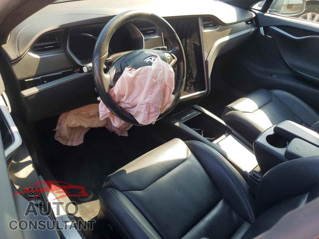TESLA MODEL S 2019 - 5YJSA1E44KF301110