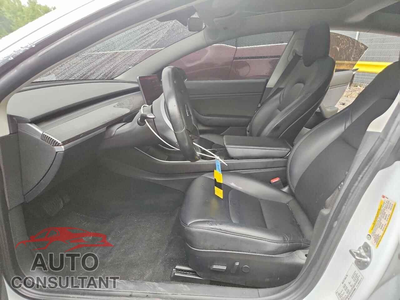 TESLA MODEL 3 2019 - 5YJ3E1EA1KF299900