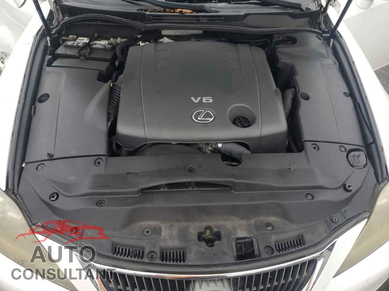 LEXUS IS 2012 - JTHCF5C28C5056604