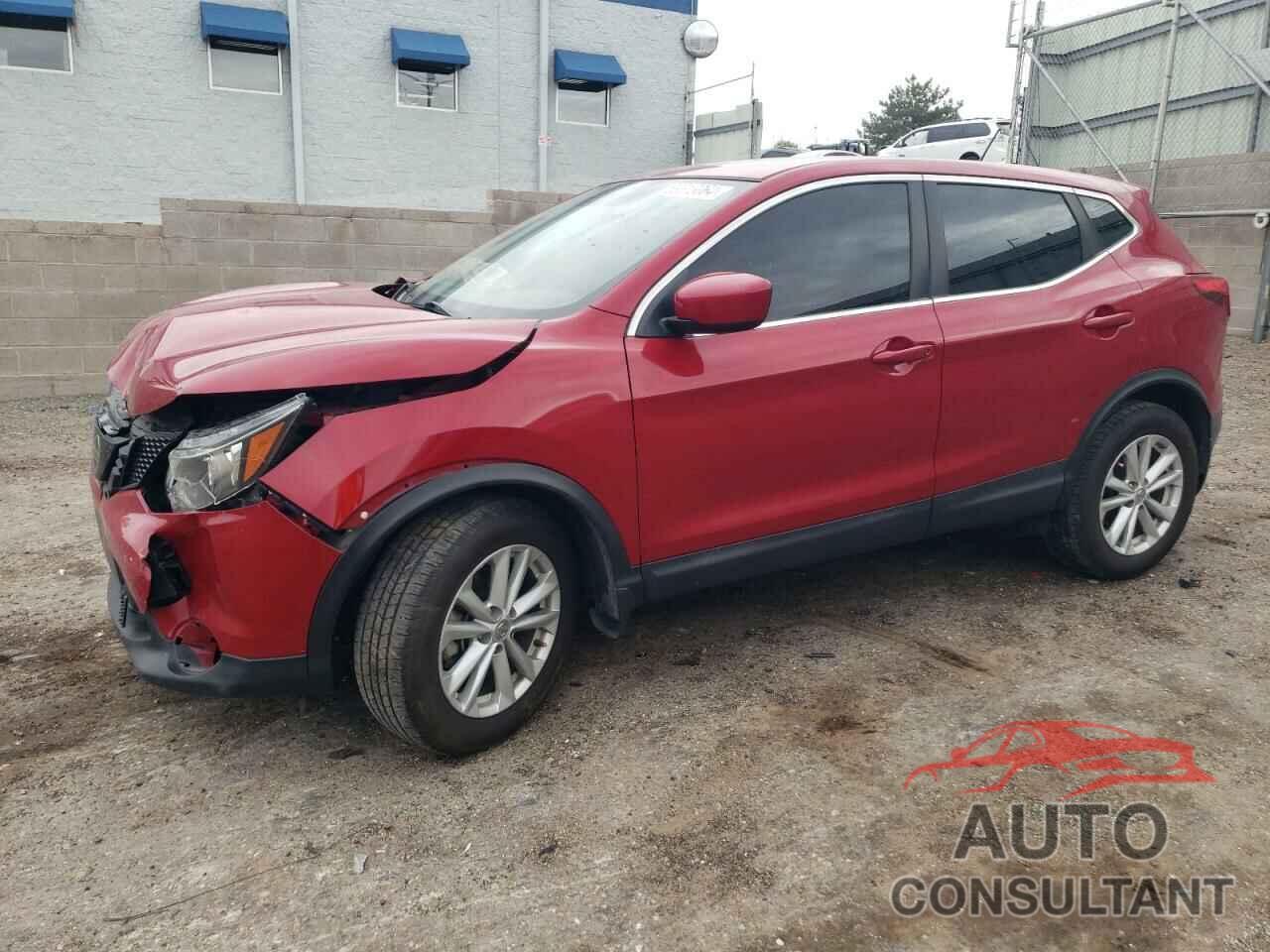 NISSAN ROGUE 2018 - JN1BJ1CPXJW180545
